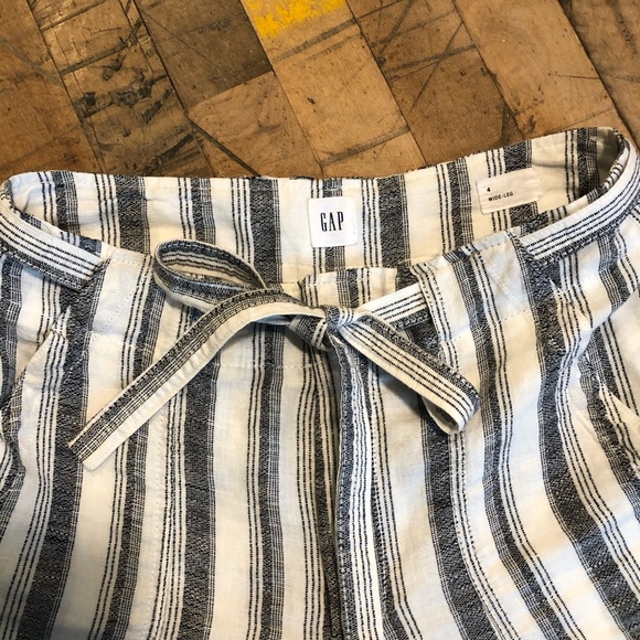 Gap High Waisted Wide Leg Cotton/Linen Blend Pants - Picture 5 of 7